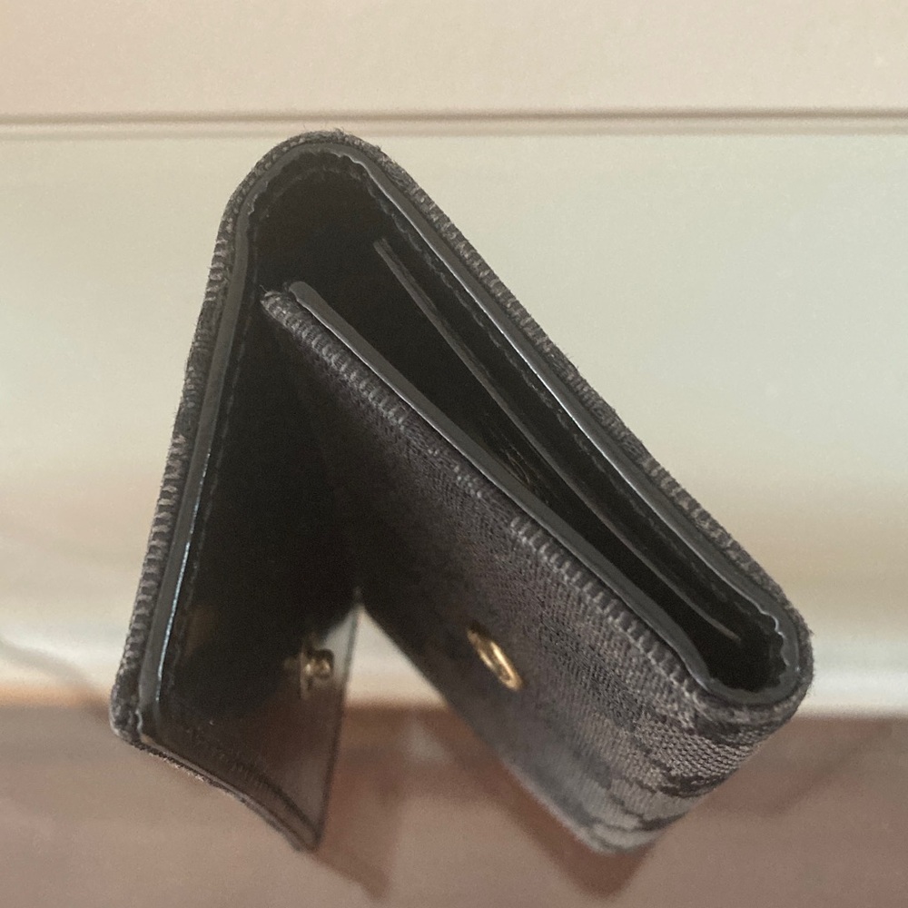 Gucci Dark Monogram Keyholder - image 5